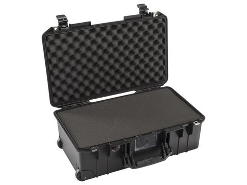 PELICANの中型防水ケースが軽量化 - デジカメ Watch