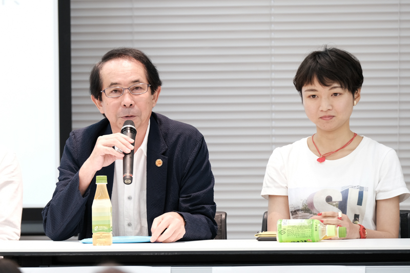 左から大西みつぐ氏、オカダキサラ氏。