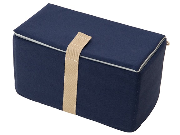 ダークネイビー