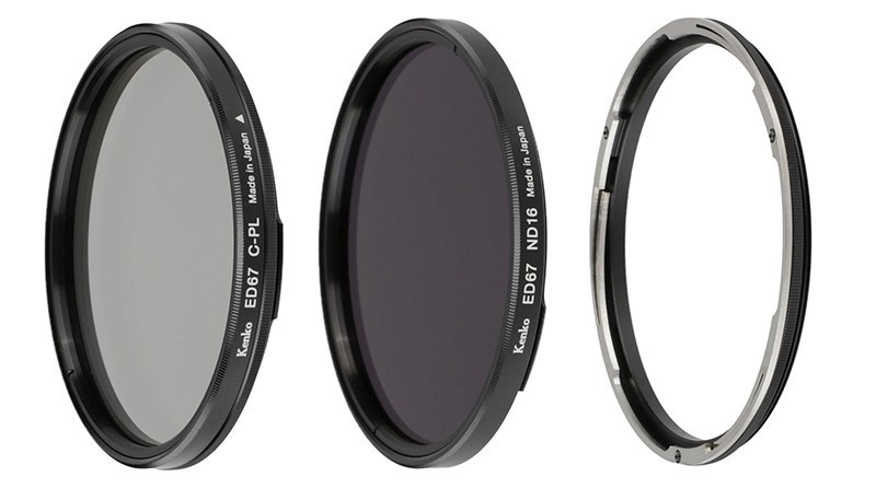 Kenko ワンタッチ着脱フィルターキットに含まれる主要製品。左からC-PLフィルター、ND16フィルター、バヨネット式レンズアダプター。