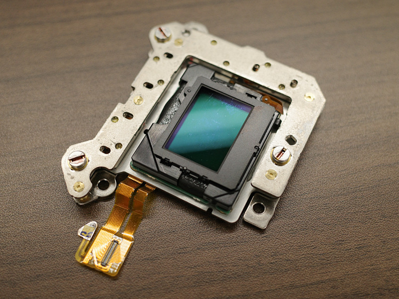 GR IIIのセンサーユニット