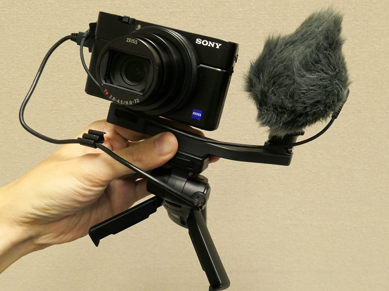 シューティンググリップキットと別売マイクの組み合わせ例。