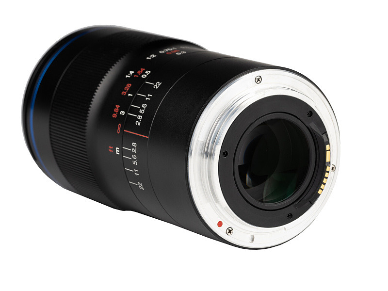 キヤノンEF用のマウント部。