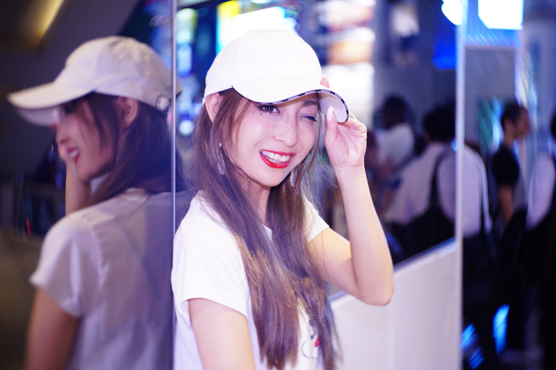 α7 III / Petzval 55 mm f/1.7 MK II / 絞り優先AE（1/50秒・F2.0 / +1.3EV） / ISO 800