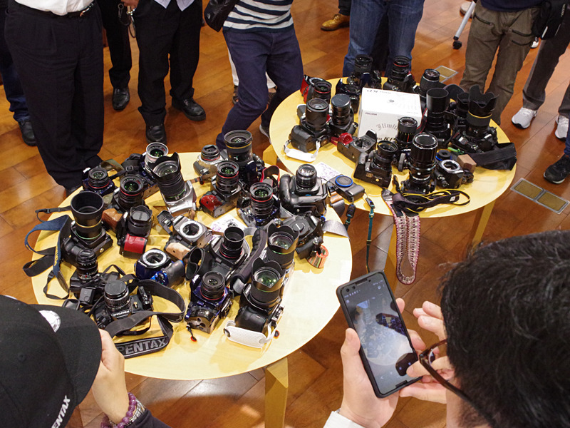 イベントの締めくくりは、来場者の愛機を並べて集合写真。