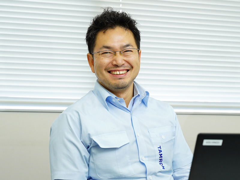 安藤稔氏（光学開発本部 本部長）