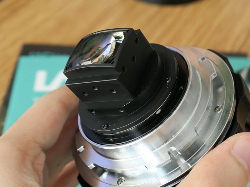 25-100mm T2.9などのLAOWAシネレンズに使えるアナモフィックアダプターの試作品。