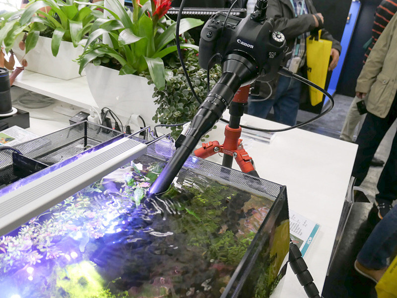 "虫の目レンズ"と呼ばれる「24ｍｍ F14 2×MACRO PROBE」