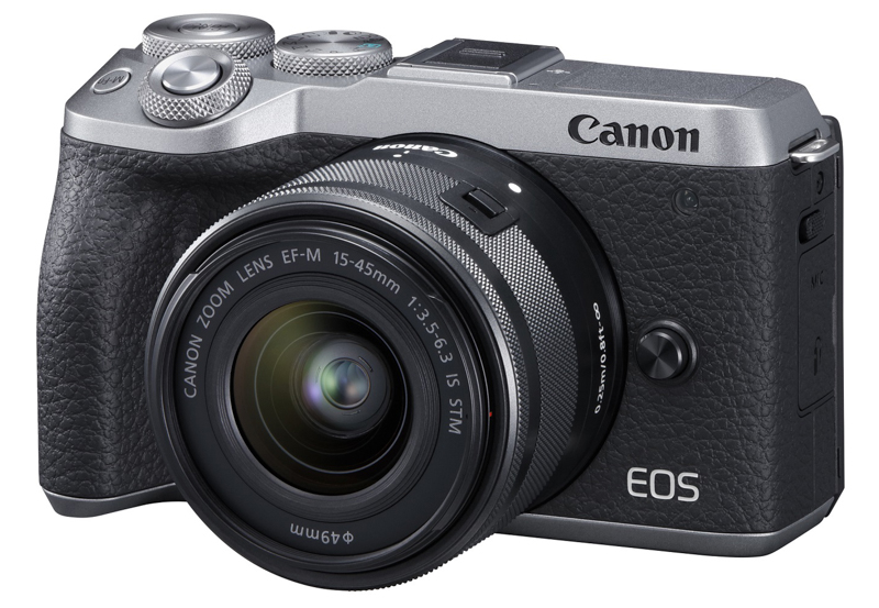 <center>EOS M6 Mark II（シルバーカラー）</center>