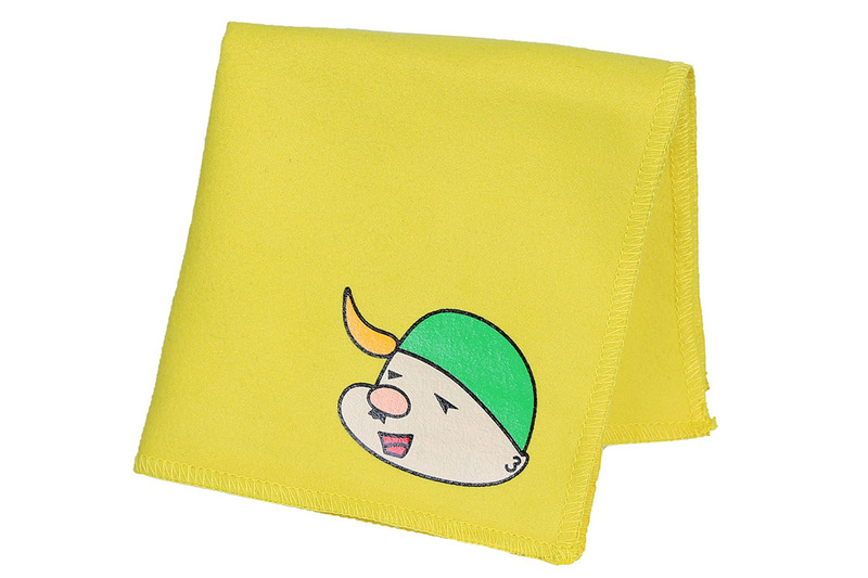 ジェットダイスケさんのアイコン入りクロスが付属。