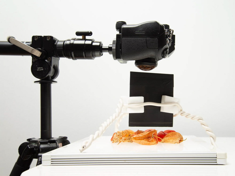 円周魚眼レンズ+万華鏡。レンズを万華鏡の中に入れて撮影する。