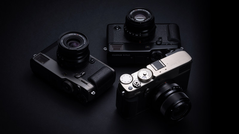 9月20日のイベント「X Summit 渋谷」で公開されたFUJIFILM X-Pro3の外観画像。詳細は10月23日に発表される予定。