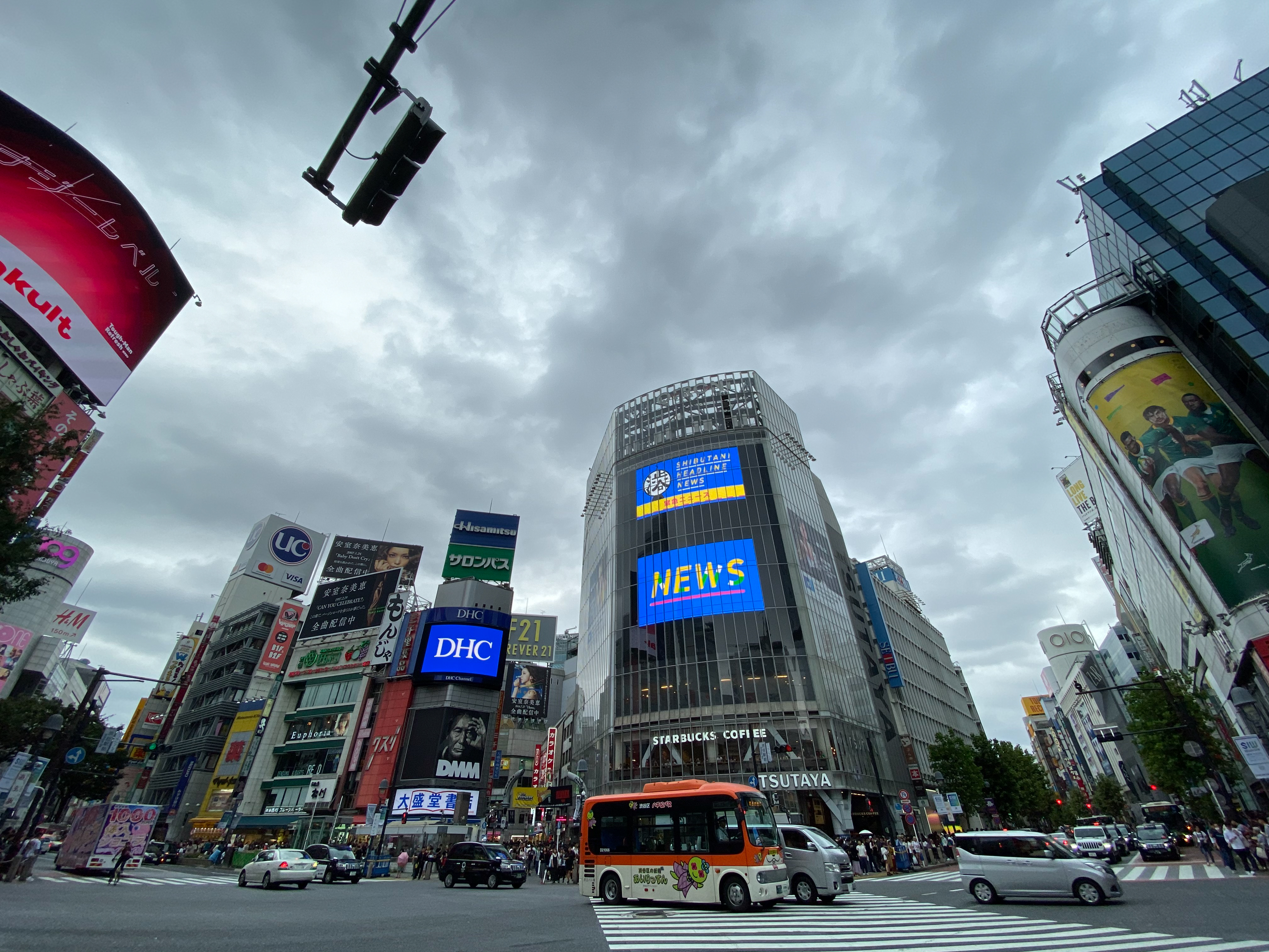 iPhone 11 Pro / 1/220秒 / F2.4 / 1.54mm（13mm相当） / ISO 20