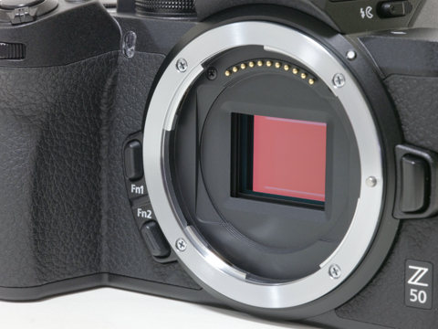 ニコンから小型軽量なAPS-Cミラーレスカメラ「Z 50」登場 - デジカメ Watch