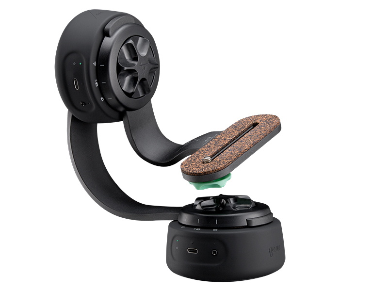 パン・ティルトブラケットとの組み合わせ