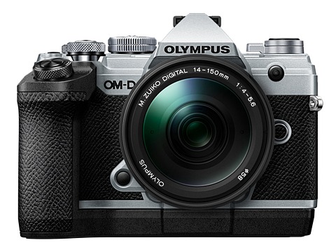 オリンパス、上位機の撮影性能を受け継ぐ「OM-D E-M5 Mark III