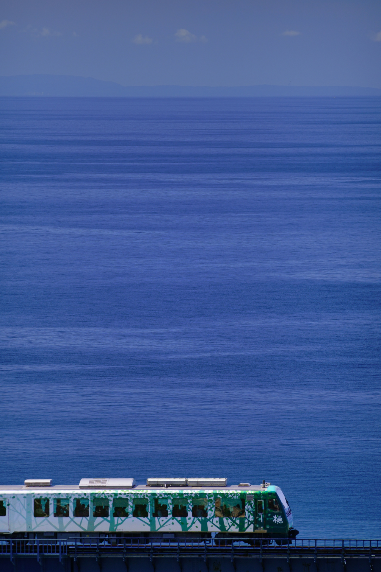 ソニーα7R II　FE 70-300mm F4.5-5.6 G OSS（300 mm）　絞り優先オート（F5.6、1/500秒）　ISO 400　WB:太陽光