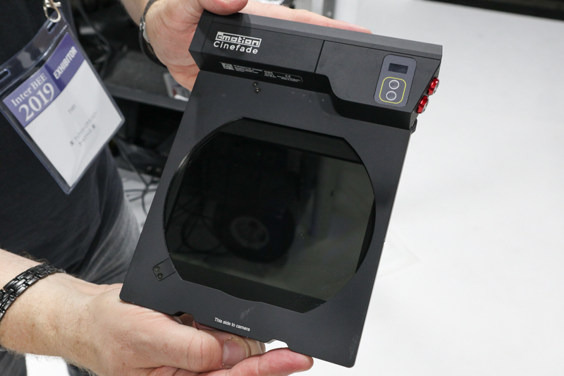 可変NDフィルターのユニット