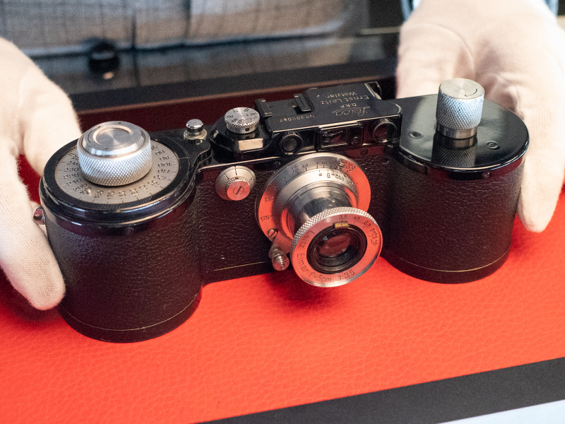 Lot.31 ライカ250GGレポーター。10mの長尺フィルムを使うモデル。落札予想価格は1万2,000〜1万4,000ユーロで、落札価格は9,000ユーロ。