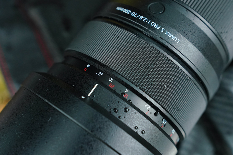 フォーカスクラッチ機構：MF操作時