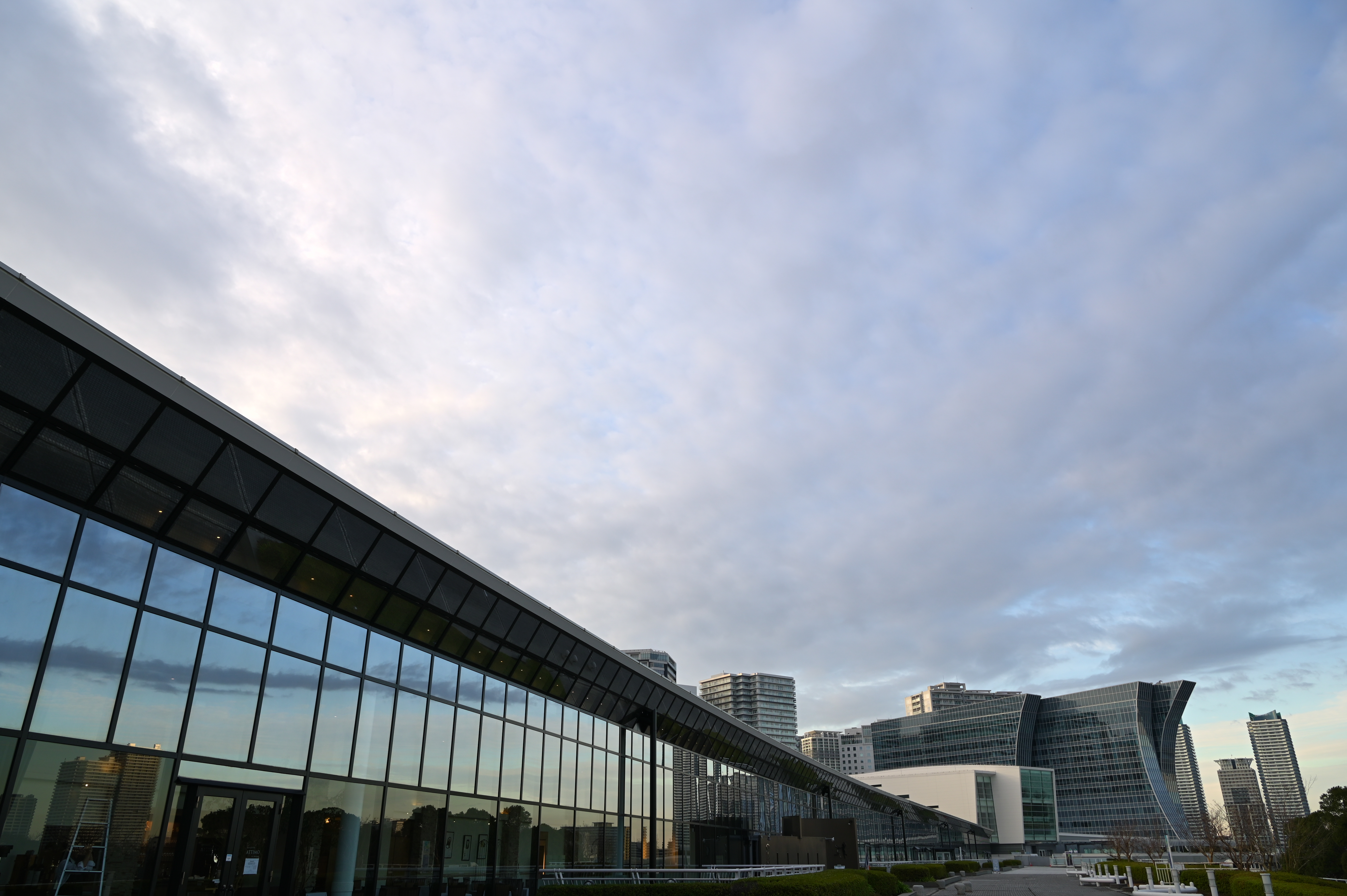 ニコンD780 / AF-S NIKKOR 24-70mm f/2.8E ED VR / 24mm / 絞り優先AE（F8.0・1/200秒・+0.7EV） / ISO 200