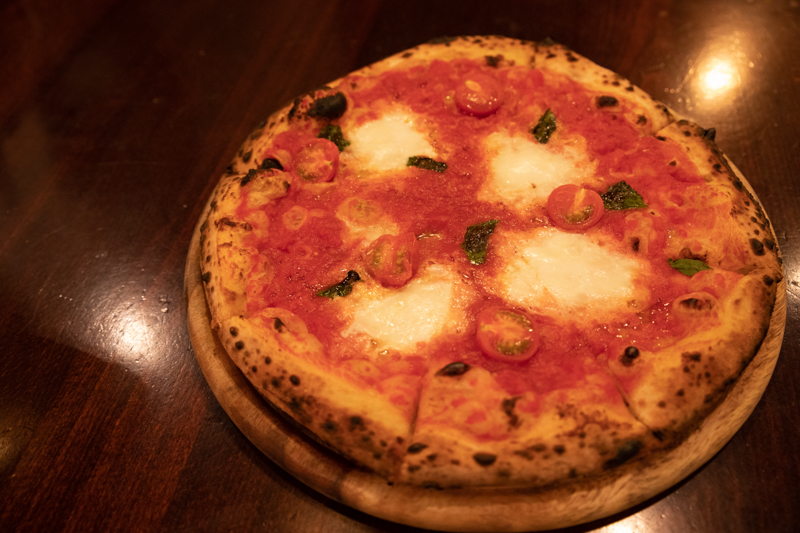 EOS 5D Mark IV / SP 24-70mm F/2.8 Di VC / 33mm / 1/25秒 / F4.5 / ISO 2500