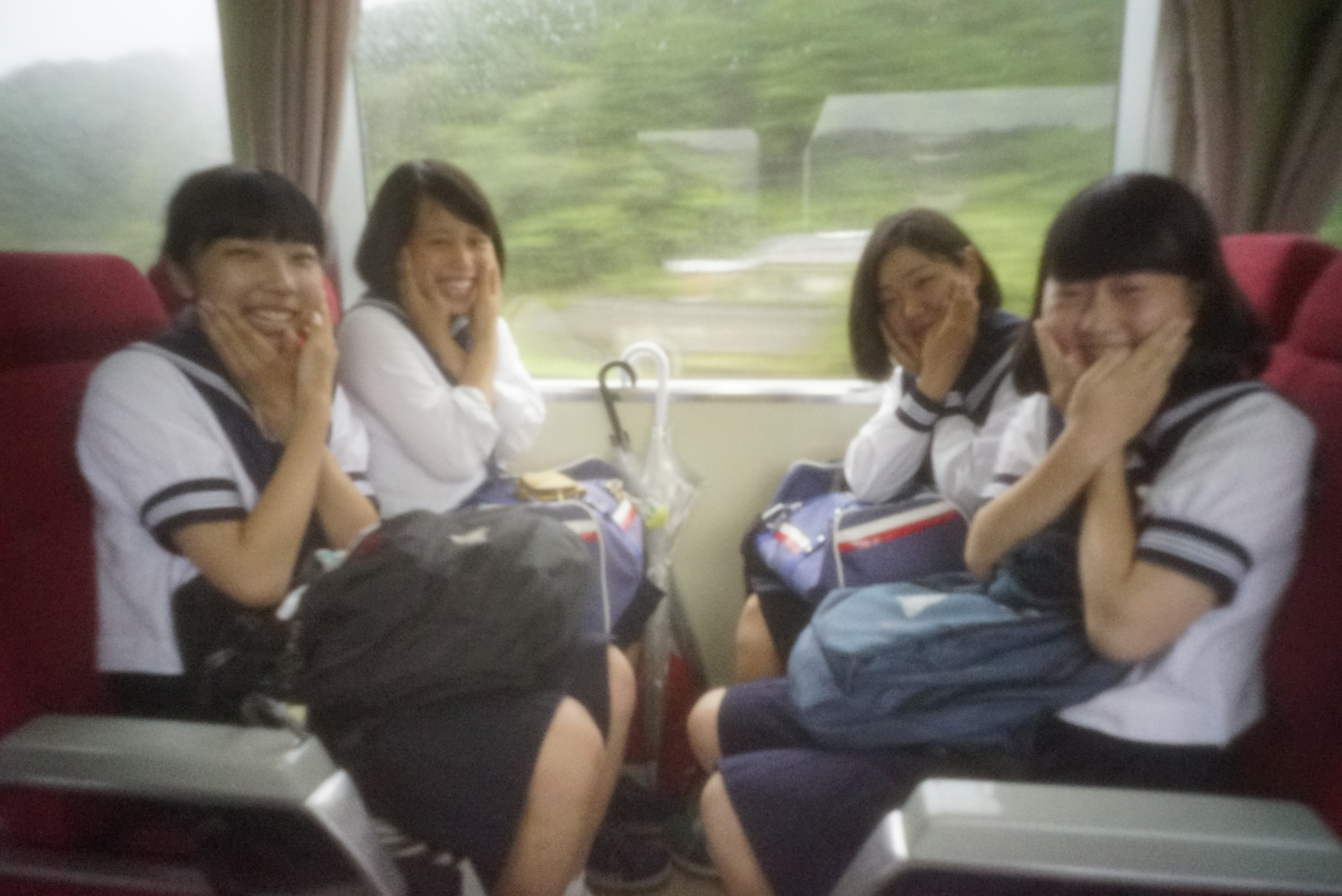 「あのころのように」<br>ソニーα7S II　シャッター優先オート（1/10秒）　ISO 20000　WB:日陰　スタンダード