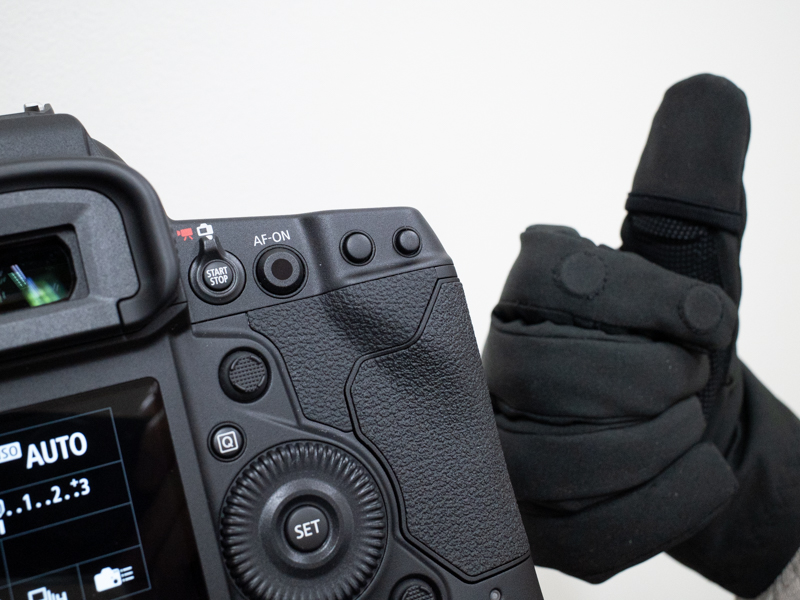 模様を読み取る仕組みのため、手袋を装着したままでも使えた。