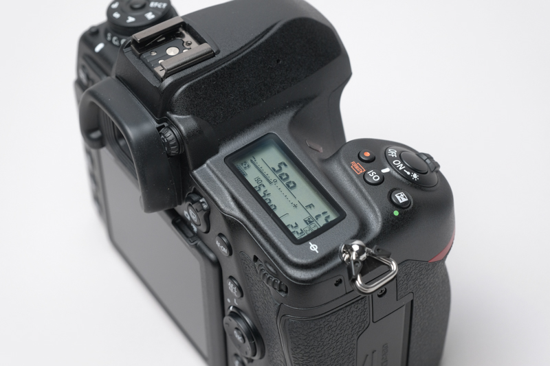 D780のシャッターボタンまわりのレイアウト