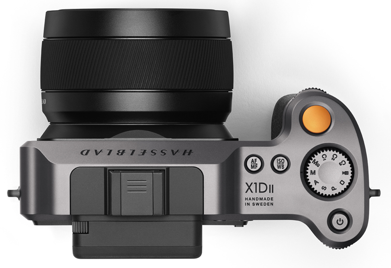 X1D II 50Cに装着した状態