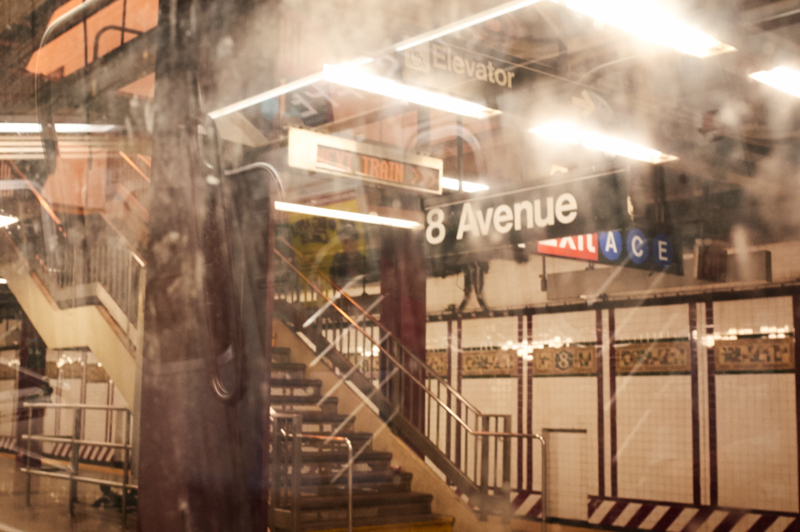 撮影：アミタマリ<br><span class="fnt-85">GR II / 絞り優先AE（1/40秒・F4.0・±0.0EV） / ISO 800</span>