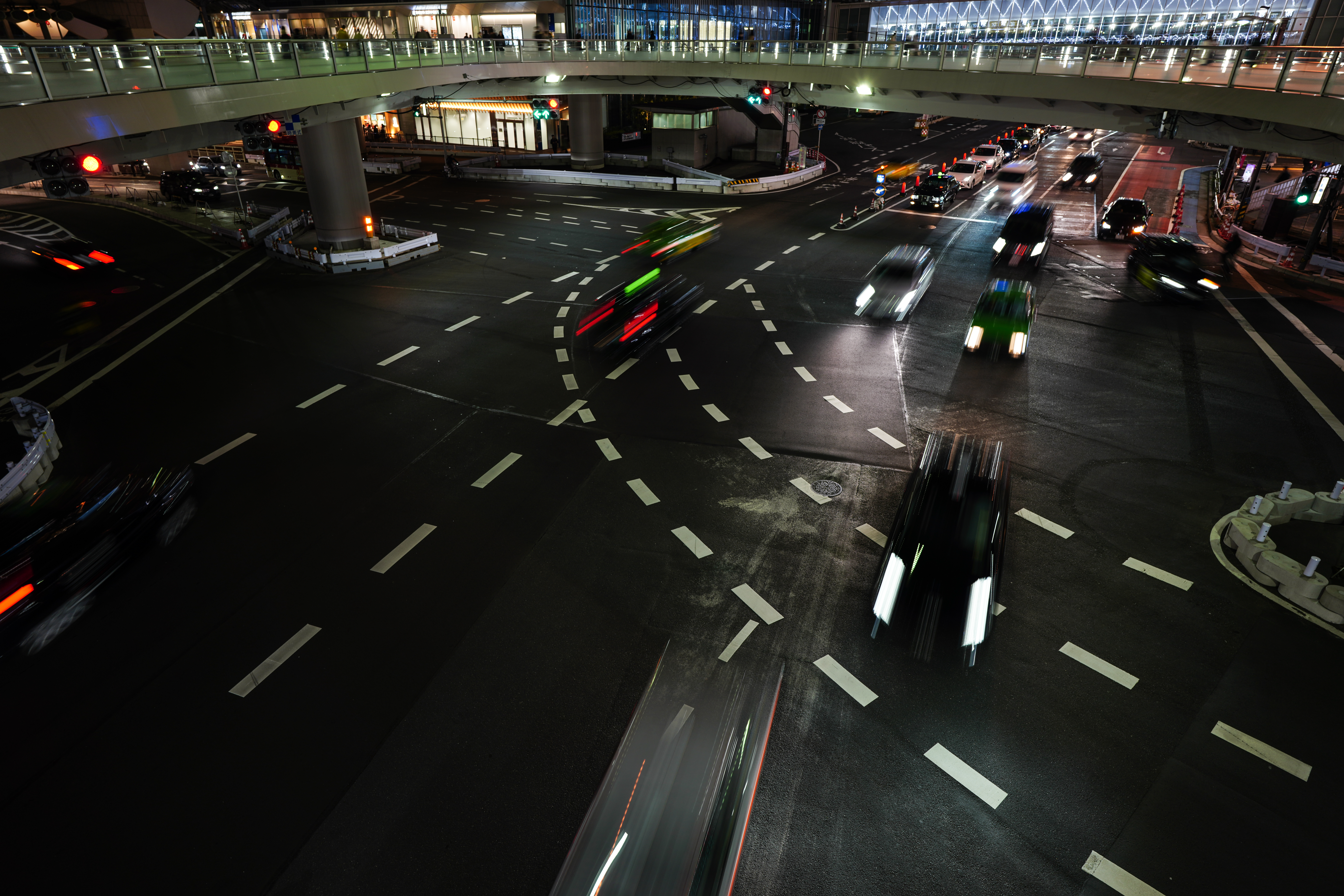 ソニーα7R IV・タムロン20mm F/2.8 Di III OSD M1:2・マニュアル露出（1/4秒・F5）・ISO 100