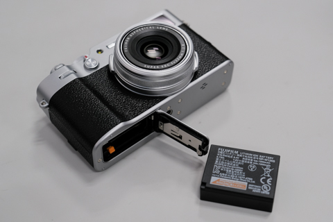 FUJIFILM X100V詳報：X100シリーズ5世代目は何が進化したのか