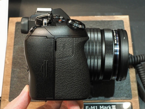 イベントレポート】オリンパスプラザで「OM-D E-M1 Mark III」の発売前