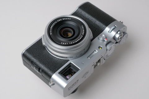 新製品レビュー：FUJIFILM X100V（前編：外観・実写