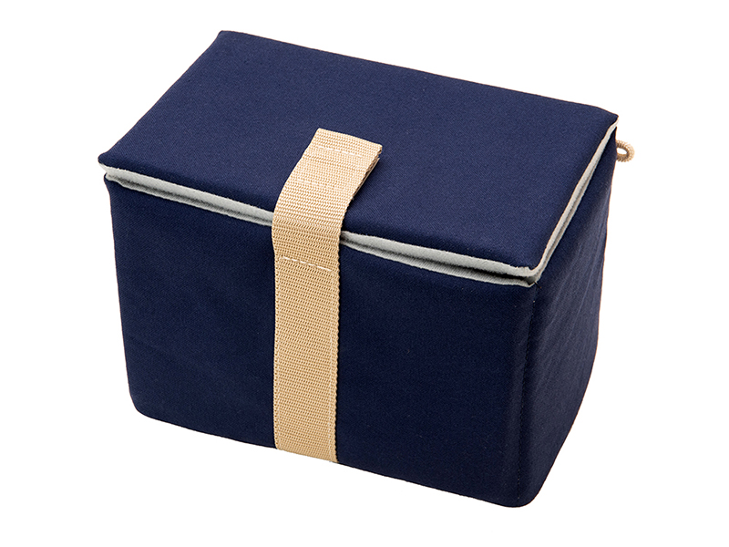 <center>ダークネイビー</center>