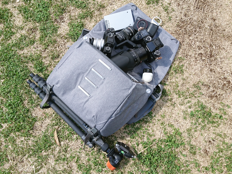 新モデル。収納した機材をすべて出したところ