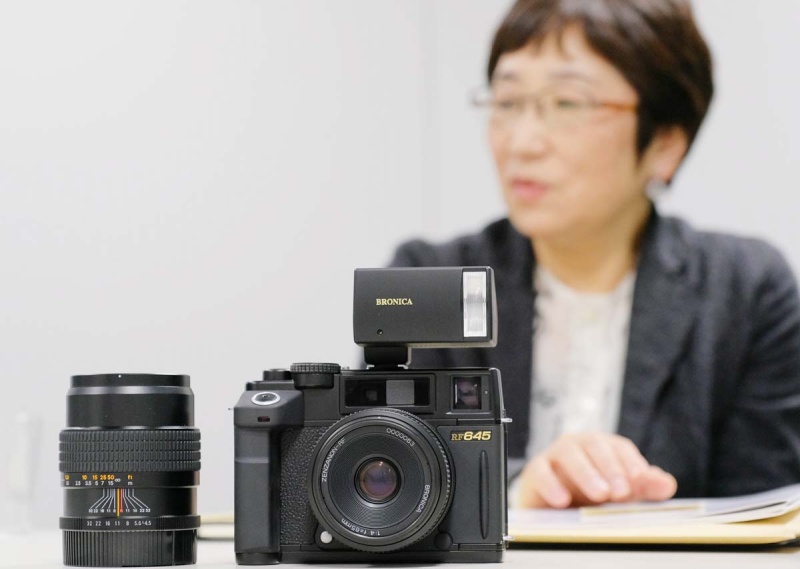 レンジファインダーカメラのブロニカRF645（2000年）