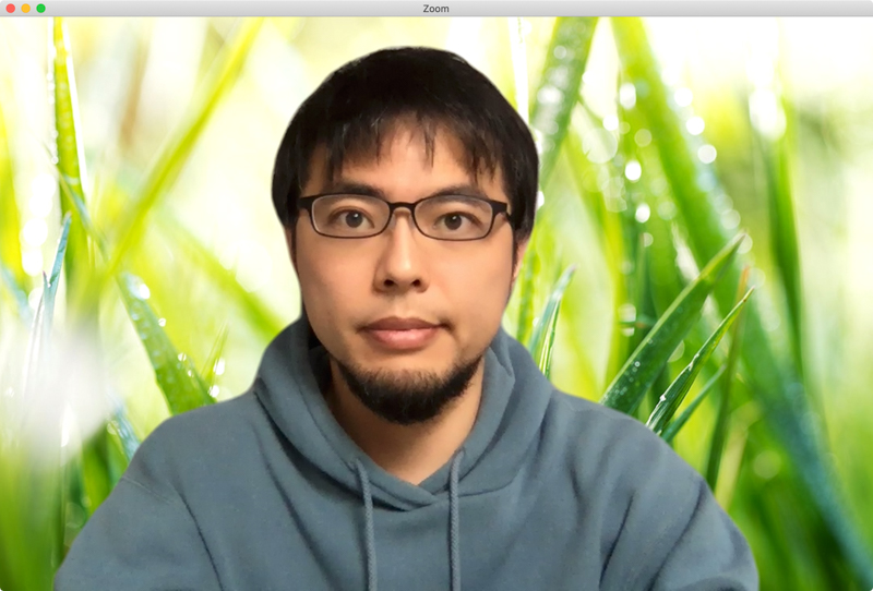 髪の毛がペタッとしたような仕上がりになってしまうがグリーンバックを使わず自動でここまで合成してくれるなら十分だ