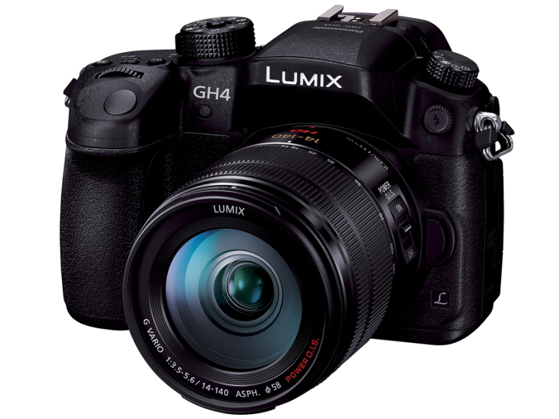 LUMIX GH4