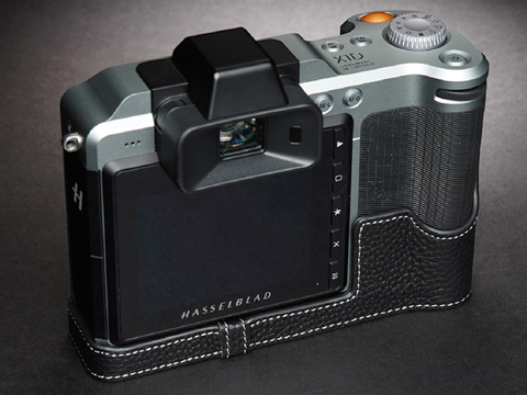 Hasselblad X1D II 50Cなどに対応したレザーカメラケース - デジカメ Watch