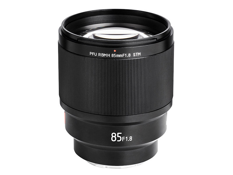 <center>既存製品のひとつ「VILTROX PFU RBMH 85mm F1.8 STM」（ソニーEマウント用）</center>