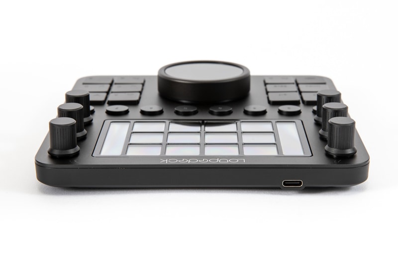 本体は薄型でデザイン性が高い