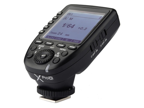 KPI、出力300Wのモノブロックストロボ「GODOX AD300Pro