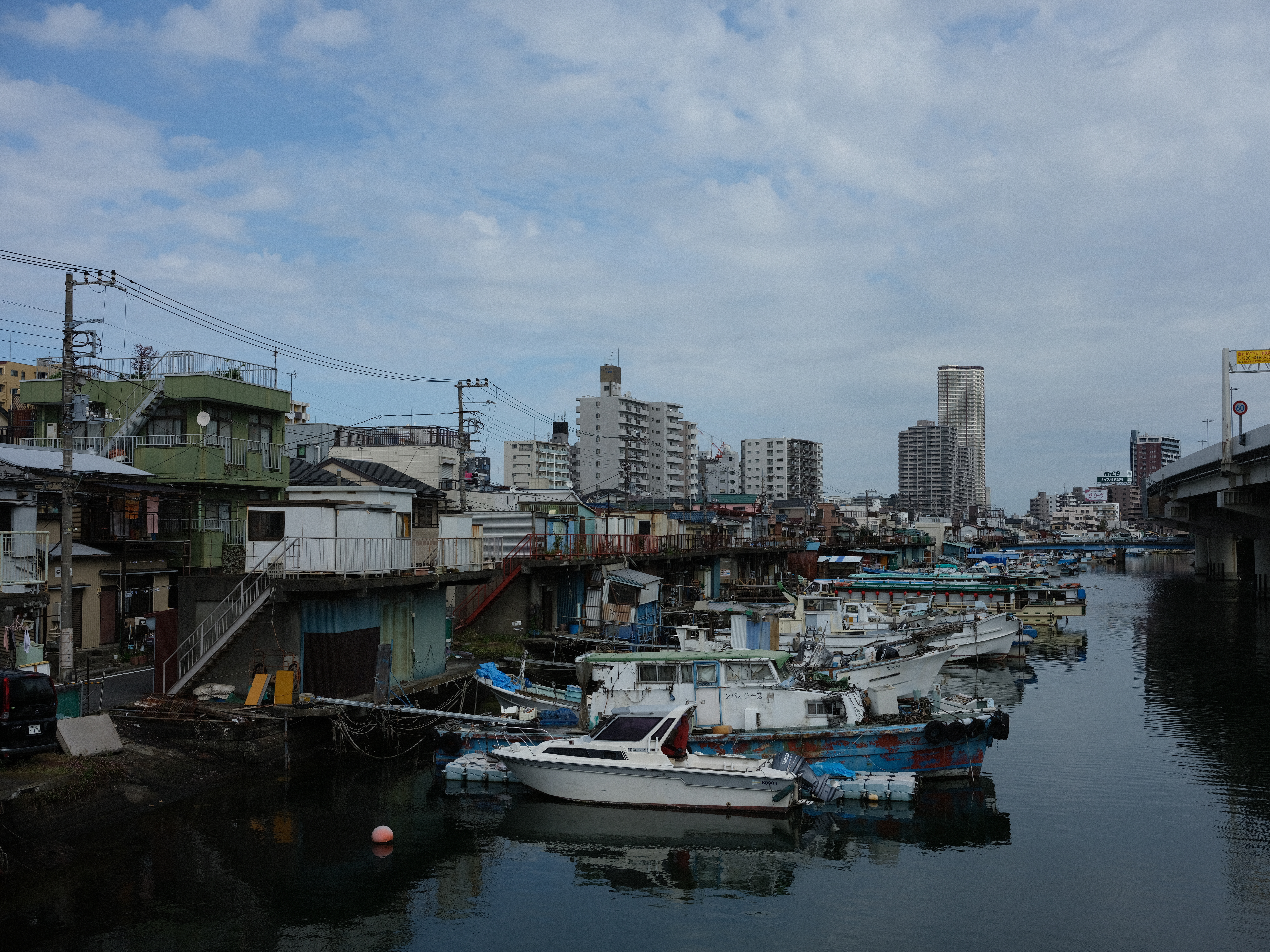 PROVIA<br><span class="fnt-85">撮影データ：クラシックネガと同様</span>