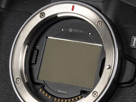 よしみカメラ、EOS R/Ra/RPのマウント内部に装着する「クリップ