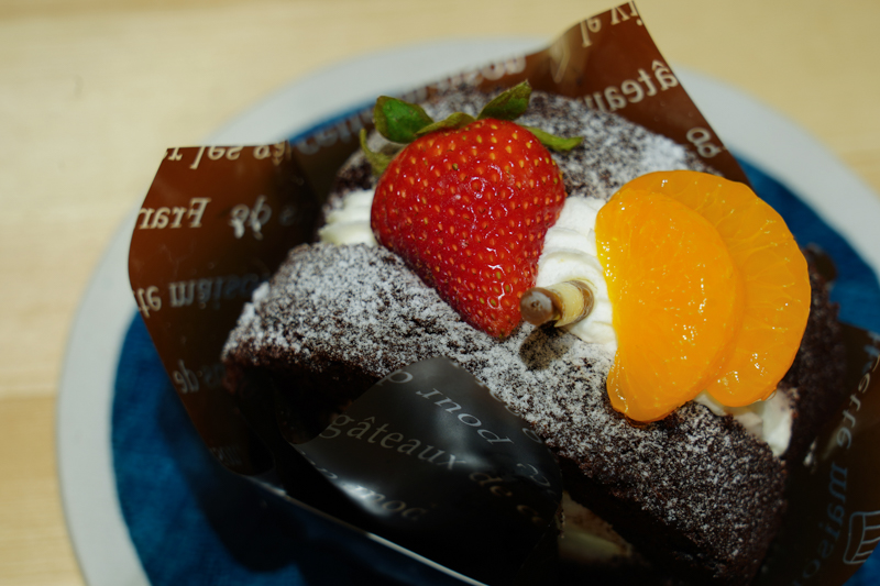 地明かりのみ（Profoto C1 Plusなし）で撮影。