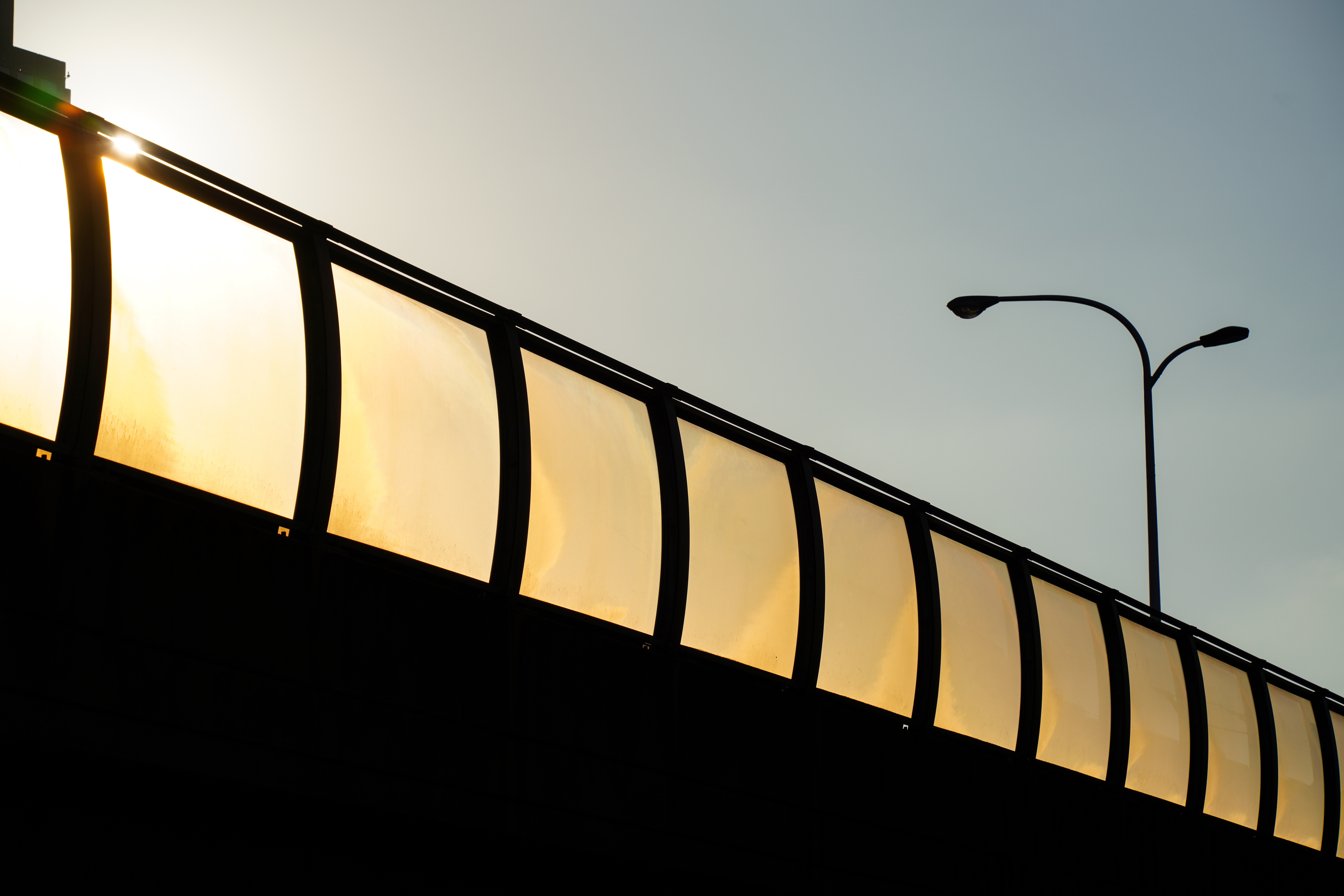 ソニーα7R IV / タムロン28-200mm F/2.8-5.6 Di III RXD（100mm） / 絞り優先AE（F8・1/2,000秒・±0EV）/ ISO 100