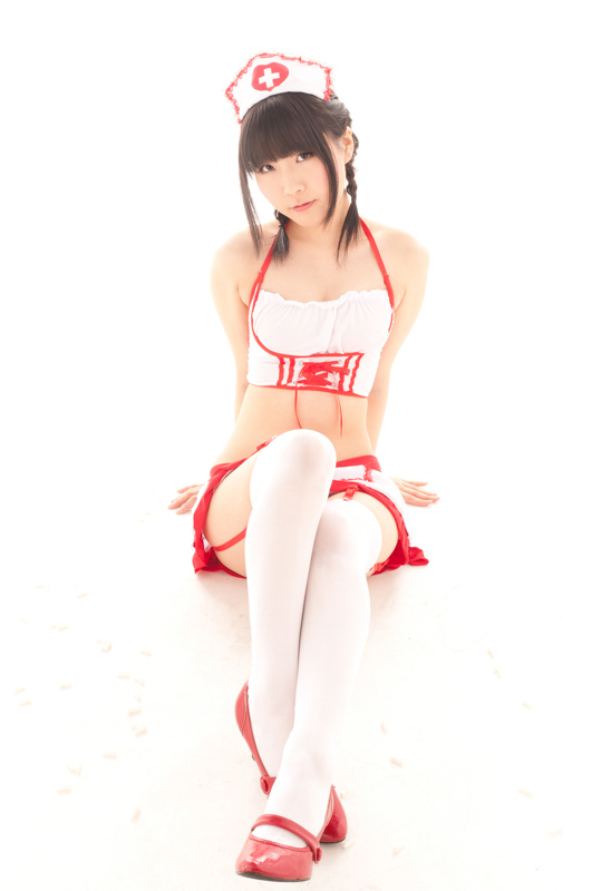 えはらさんによるセルフポートレイトのコスプレ写真。