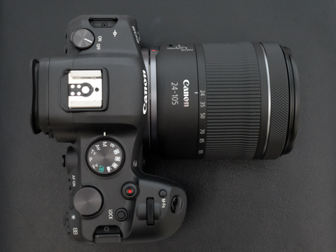 キヤノン、約2,010万画素のスタンダードモデル「EOS R6」。約33万円